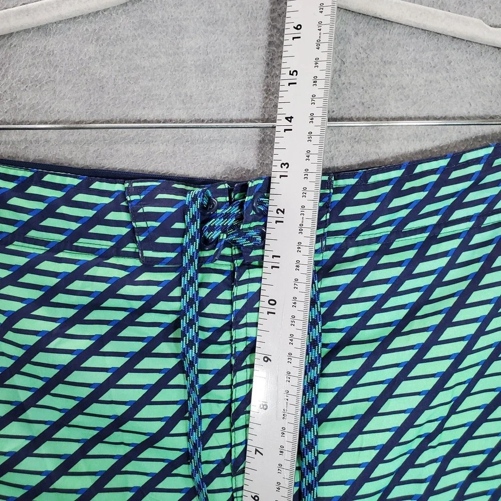 Nike Men Swimwear Medium Blue Geometric Trunks Logo Outdoor Beach Surf‎